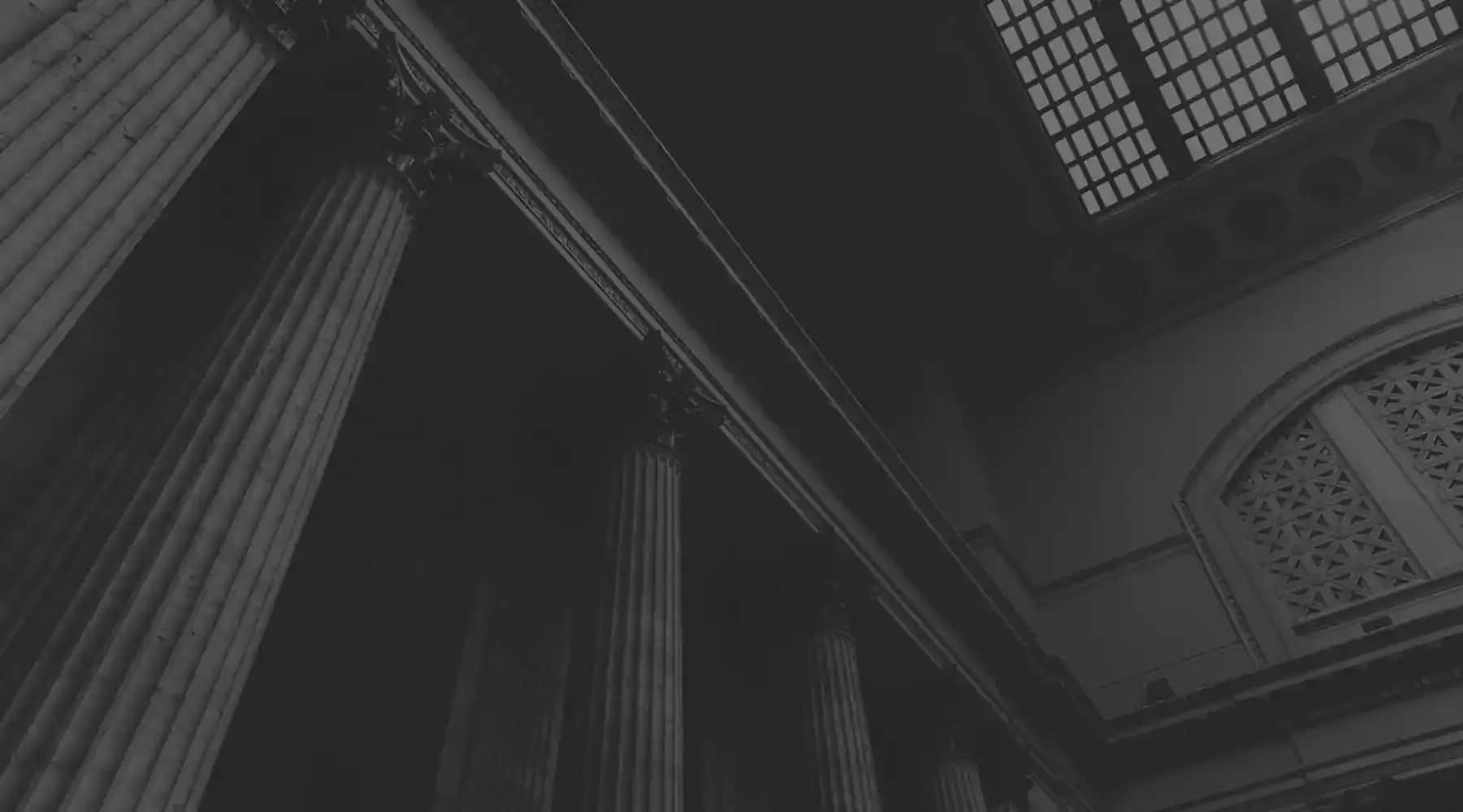 MCT Hukuk ekip arka plan